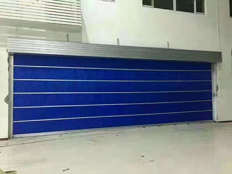 无机布防火卷帘门